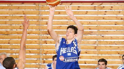 Στα «ερυθρόλευκα» ο Γιαννόπουλος