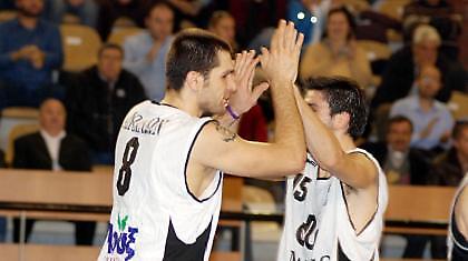 Στα πορτοκαλί ο Μανούσος