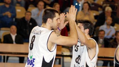 Στα πορτοκαλί ο Μανούσος