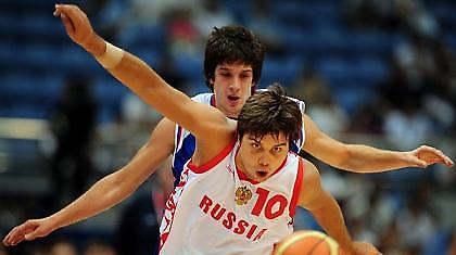 Στον Ερυθρό Αστέρα ο Κέσελι