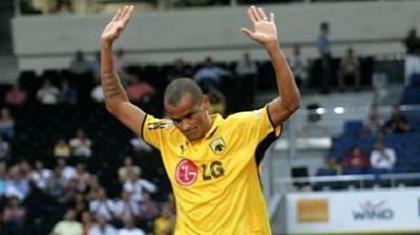 Τίτλοι τέλους κι επίσημα για «Ρίμπο»