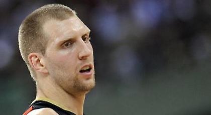 Νοβίτσκι: «Δεν σταματώ από την Εθνική»