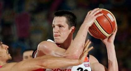 Στην Άλμπα ο Τζέικομπσεν