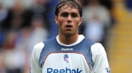 «Νοκ άουτ» ο Ελμάντερ