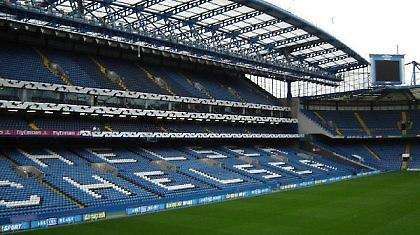 Premier League: Για το τρία στα τρία «κόκκινοι» και «μπλε»