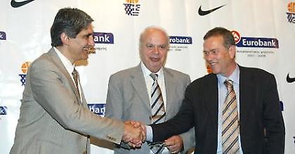 «Σταθερά στην κορυφή και ‘καθαροί’»