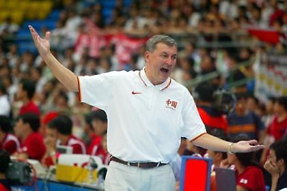 Αποχωρεί ο Καζλάουσκας από τον πάγκο της Κίνας