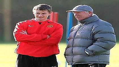 Σόλσκιερ: «Ο Μπερμπάτοφ είναι ο κατάλληλος για την επίθεση»