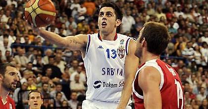 «Διέλυσε» την Ιταλία η Σερβία