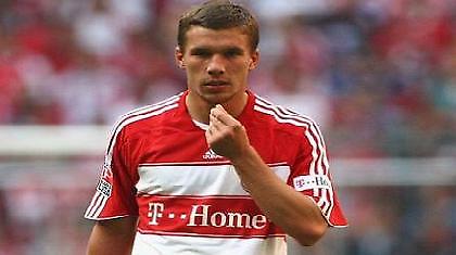 Σιγά μη δεν ενδιαφερόταν...