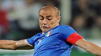 Καναβάρο: «Να βρεθούν άμεσα αντικαταστάτες»