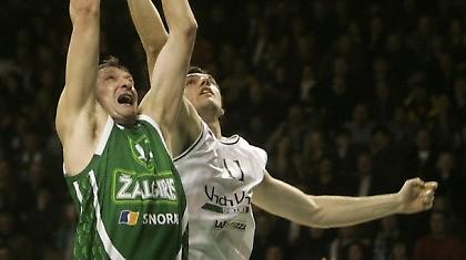 Ανανέωσε με Ζαλγκίρις ο Ζουκάουσκας