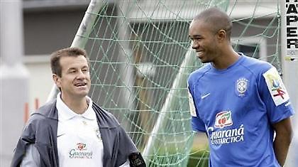 Παραμένει ο Ντούνγκα...