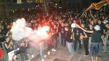 Μαντινάδες... διαμαρτυρίας