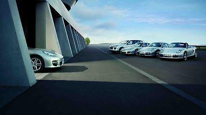 Προχωρά η Porsche Panamera