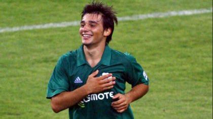 Υπογράφει ο Νίνης