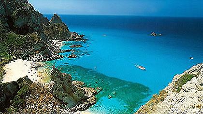 Υπεξαίρεση χρημάτων από την Καλαβρία;