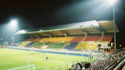 Le Championnat: Τα βλέμματα στο «Λεόν Μπολέ»