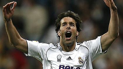 Φαν Νίστλεροϊ: «Δύσκολο ματς στην Αγία Πετρούπολη»