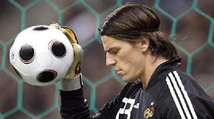 Κουπέ: «Η δικτατορία του Ντομενέκ»