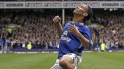 «Μπλεξίματα» για Πιένααρ