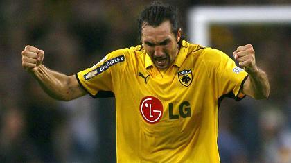 Για τη νίκη στο λιμάνι