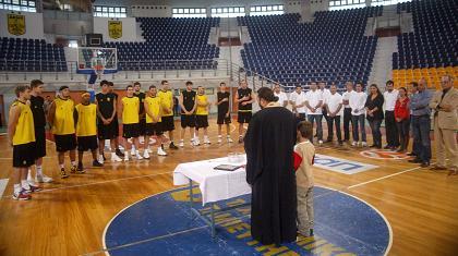 Α1: Με την ευχή του Θεού…