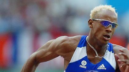 Επιστρέφει…