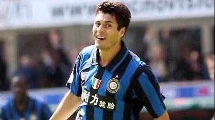 Ανανεώνει με Ίντερ ο Κρουζ