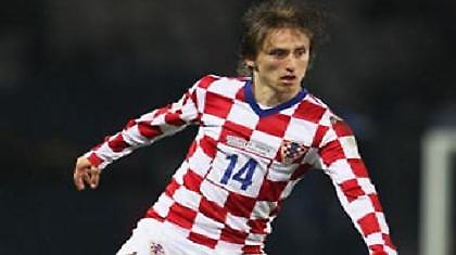 Κοιτάει Μόντριτς η «Γιούβε»