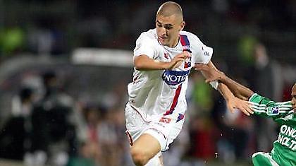 Επιμένει για Μπενζεμά...