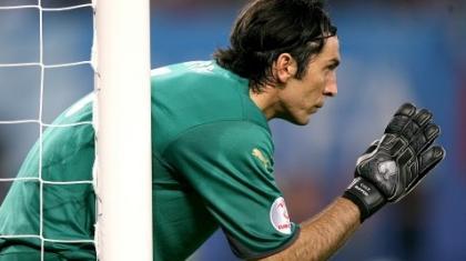 Πλήγμα με Μπουφόν