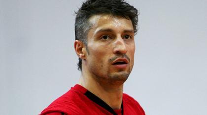 Μίλκοβιτς: «Ας έρθει ο κόσμος στο γήπεδο και εμείς...»