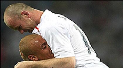 «Δάγκωσαν» τα λιοντάρια