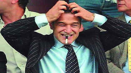 Πλουσιότερος Ρουμάνος ο πρόεδρος της Στεάουα