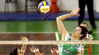 Εκτός η Τζανακάκη