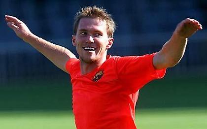 Μέσα ο Χλεμπ, έξω ο Γκούντγιονσεν