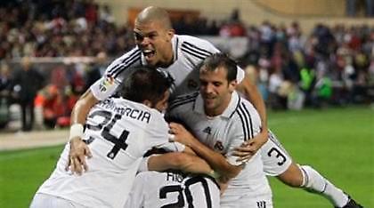 Σούστερ: «Ήταν σε αποστολή ο διαιτητής»