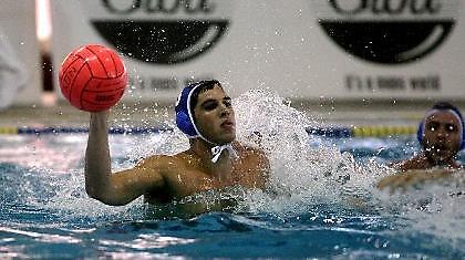 Πρόκριση για τη Χίο στο LEN Trophy