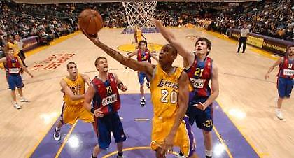 Άγγιξε το θαύμα απέναντι στους Λέικερς η «Μπάρτσα»