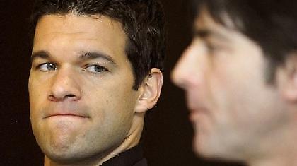 Βολές Μπάλακ κατά Λεβ