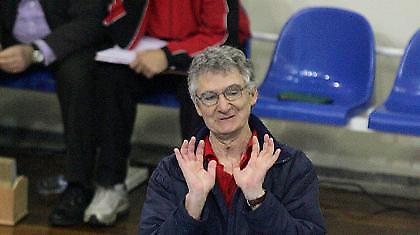 Αλλαγή στον 'ερυθρόλευκο' πάγκο