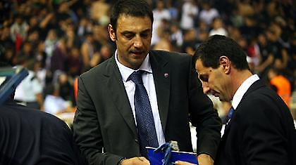 Τριφούνοβιτς: «Ξεχνάμε την Ευρωλίγκα»