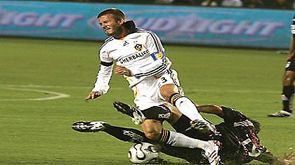 Μπέκαμ: «Τιμή μου που θα αγωνιστώ στη Μίλαν»