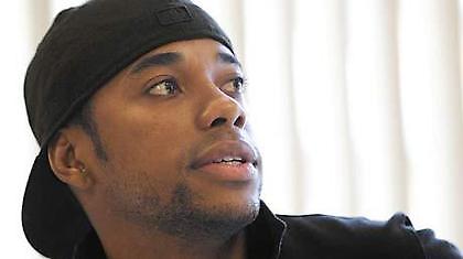 Ρίτσαρντς: «Είναι φοβερός παίκτης ο Ρομπίνιο»