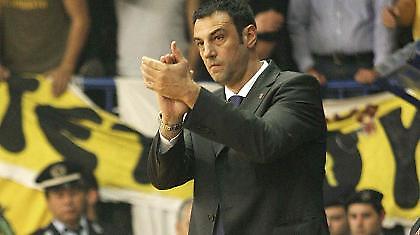 Τριφούνοβιτς: «Θα κυνηγήσουμε το θαύμα»