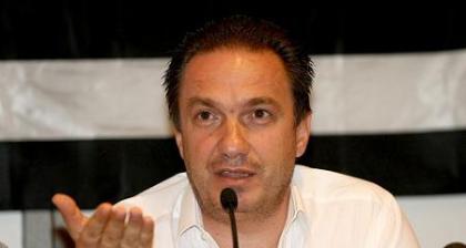 Άνοιγμα Βατσινά στον Μαχλά