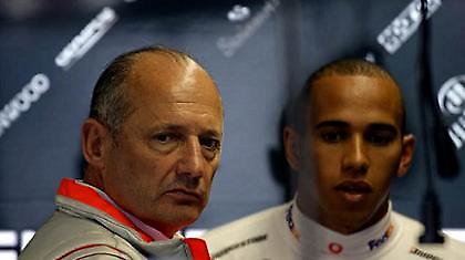 Ντένις: «Σημαντικότερο το πρωτάθλημα οδηγών»