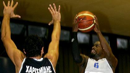 «Άλωσαν» το Αιγάλεω τα Τρίκαλα