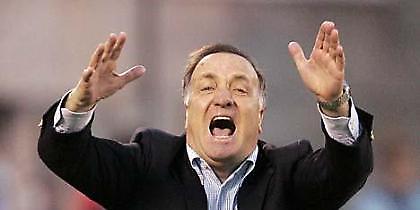 Ανανεώνει με Ζενίτ ο Άντβοκαατ